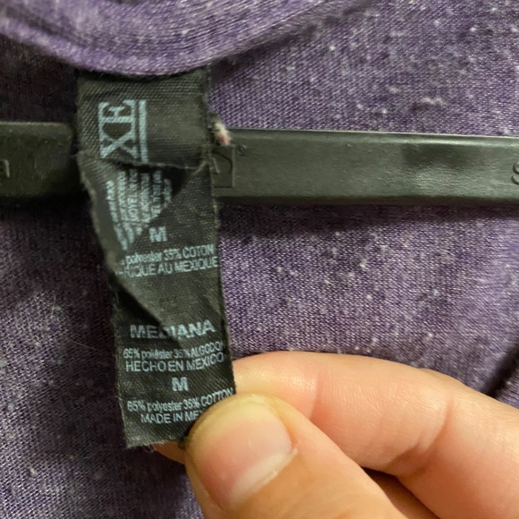 Octopus Print V-Neck Tshirt - Size M - Picture 2 of 3